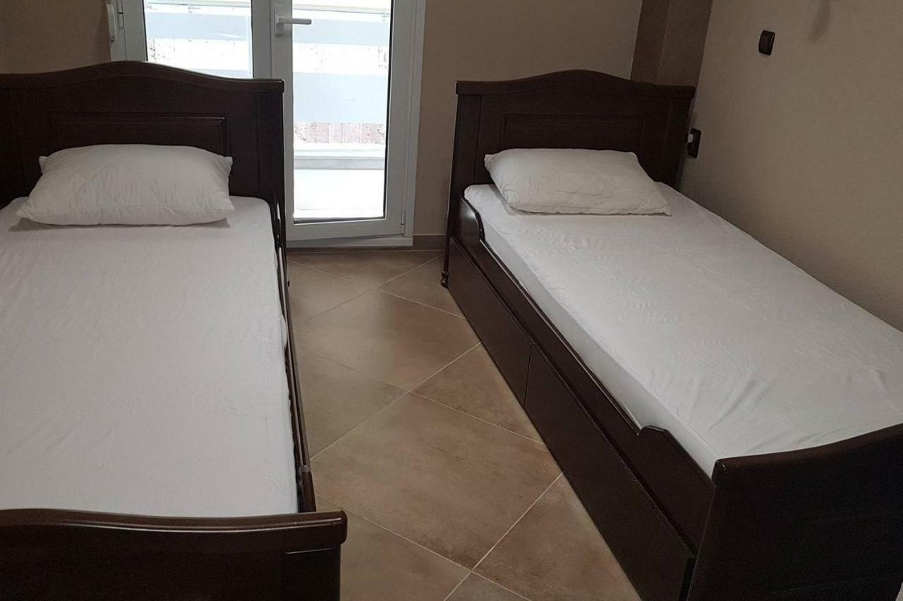 Luxury Apartment On The First Line ! Nea Kallikrateia エクステリア 写真